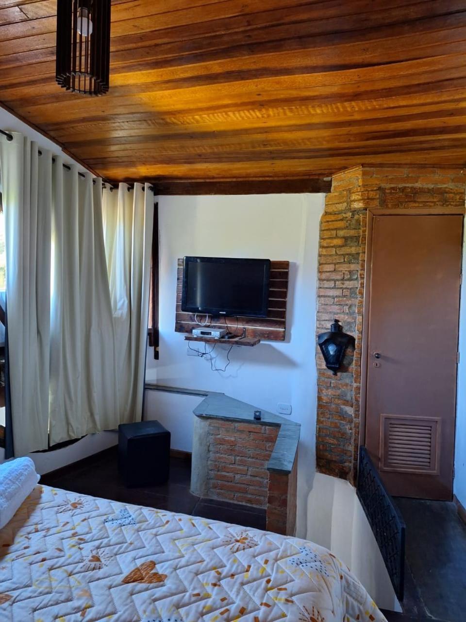 Chácara ladeira de Pedra Salesópolis Exterior foto