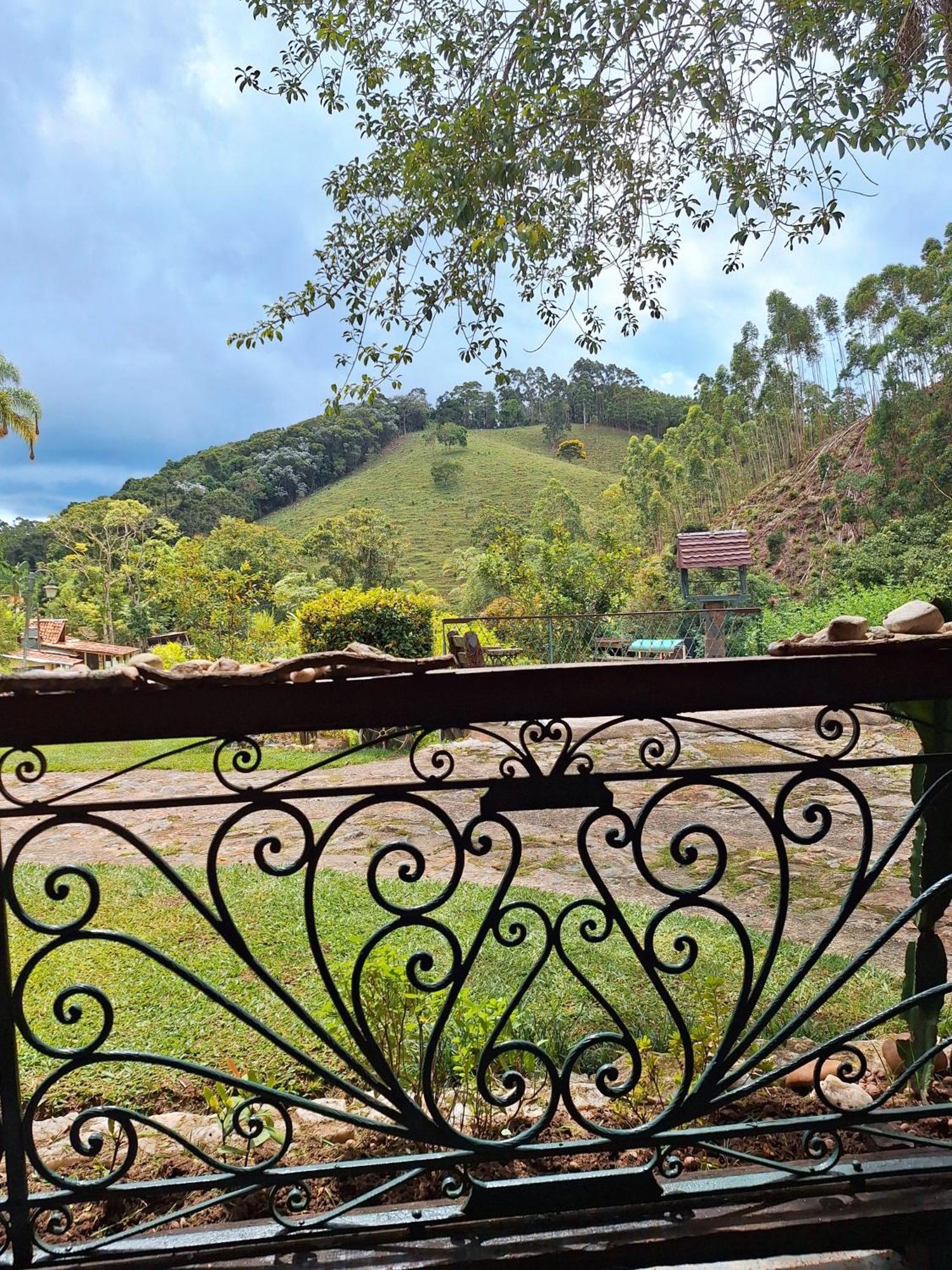 Chácara ladeira de Pedra Salesópolis Exterior foto